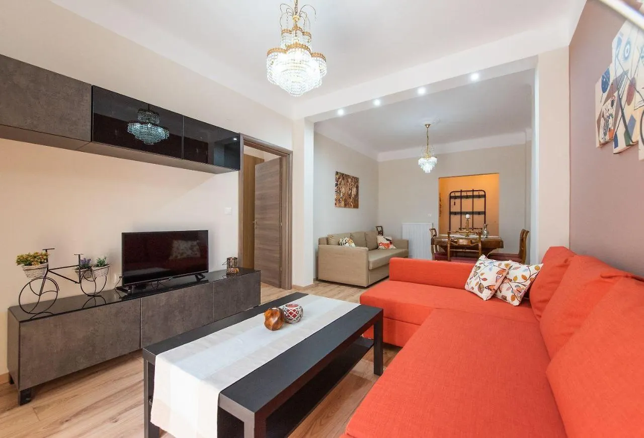 Apricot By Halu! Cozy Apt Next To Agia Sophia Metro Station Saloniki